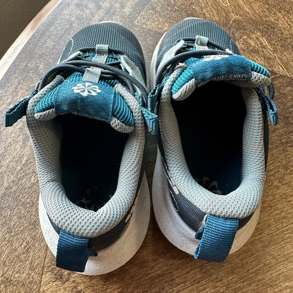 Nike shoes 10c - Picture 4 of 5